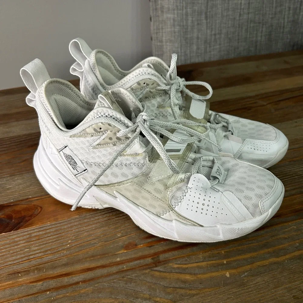 Jordan Why Not Zer0.3 White Basketball Shoes CD3003-103 Mens Size 9